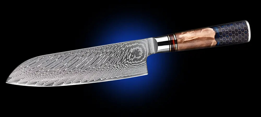 Lignée Secrète un Santoku d’exception né du savoir faire ancestral et du mystère des maîtres forgerons.