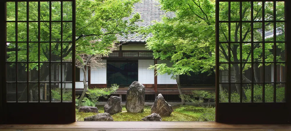 Un lieu de paix et d’authenticité à Sakai au Japon, reflet de la culture japonaise artisanale qui inspire chaque couteau Damasora.