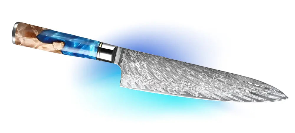 Couteau Ciel de Nara en profil Gyuto, lame fine à courbure progressive et manche bleu et marron bois-résine.