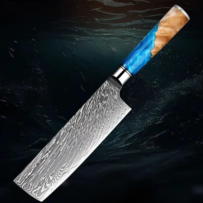 Nakiri Ciel de Nara mis en scène sur fond aquatique sombre soulignant son élégance et sa pureté.