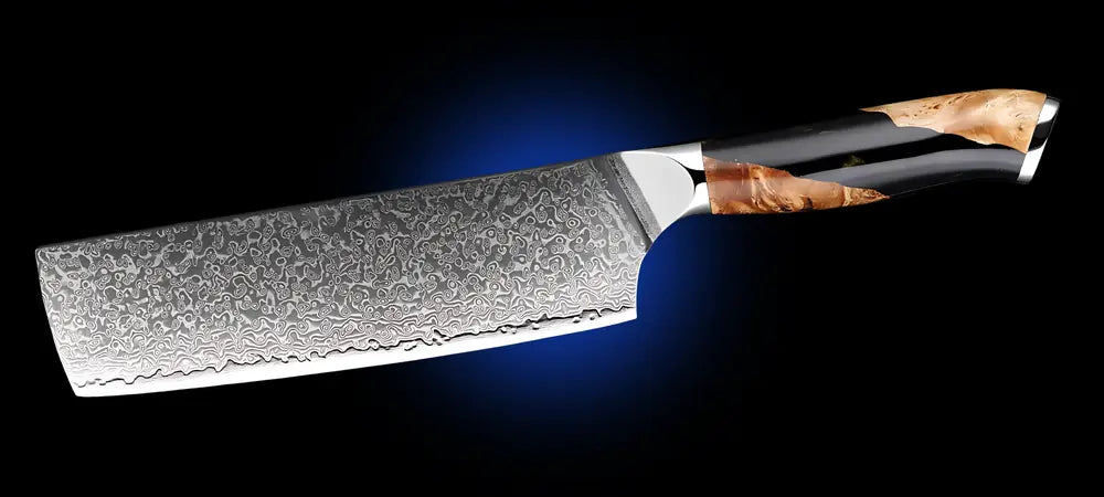 Le Nakiri Brume de Matsu transforme chaque coupe en rituel où précision et douceur s’entrelacent avec grâce.