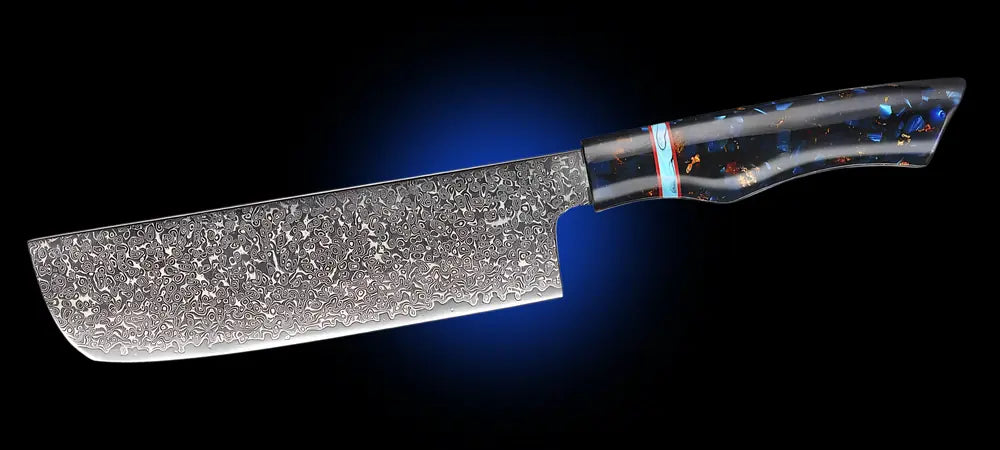 Le Nakiri Murmure du Botan évoque la légèreté d’un pétale tranchant l’air conçu pour une cuisine tout en délicatesse.