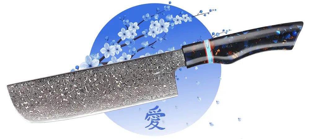Avec le Nakiri Murmure du Botan l’élégance du manche et la complexité de la lame damassée s’unissent dans une précision redoutable.
